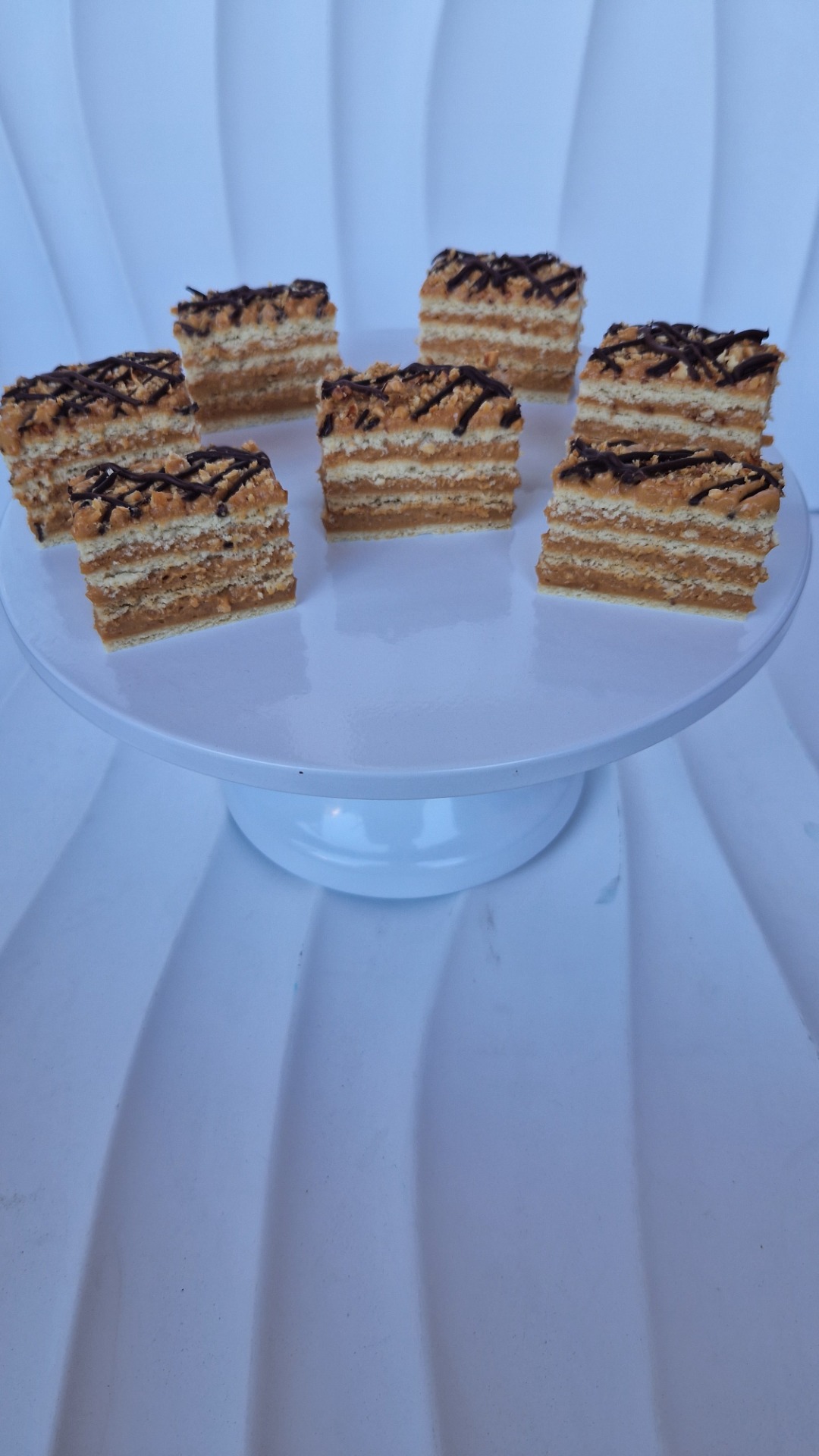 Prajitura Marlenka ! Crema de vanilie si dulce de leche !